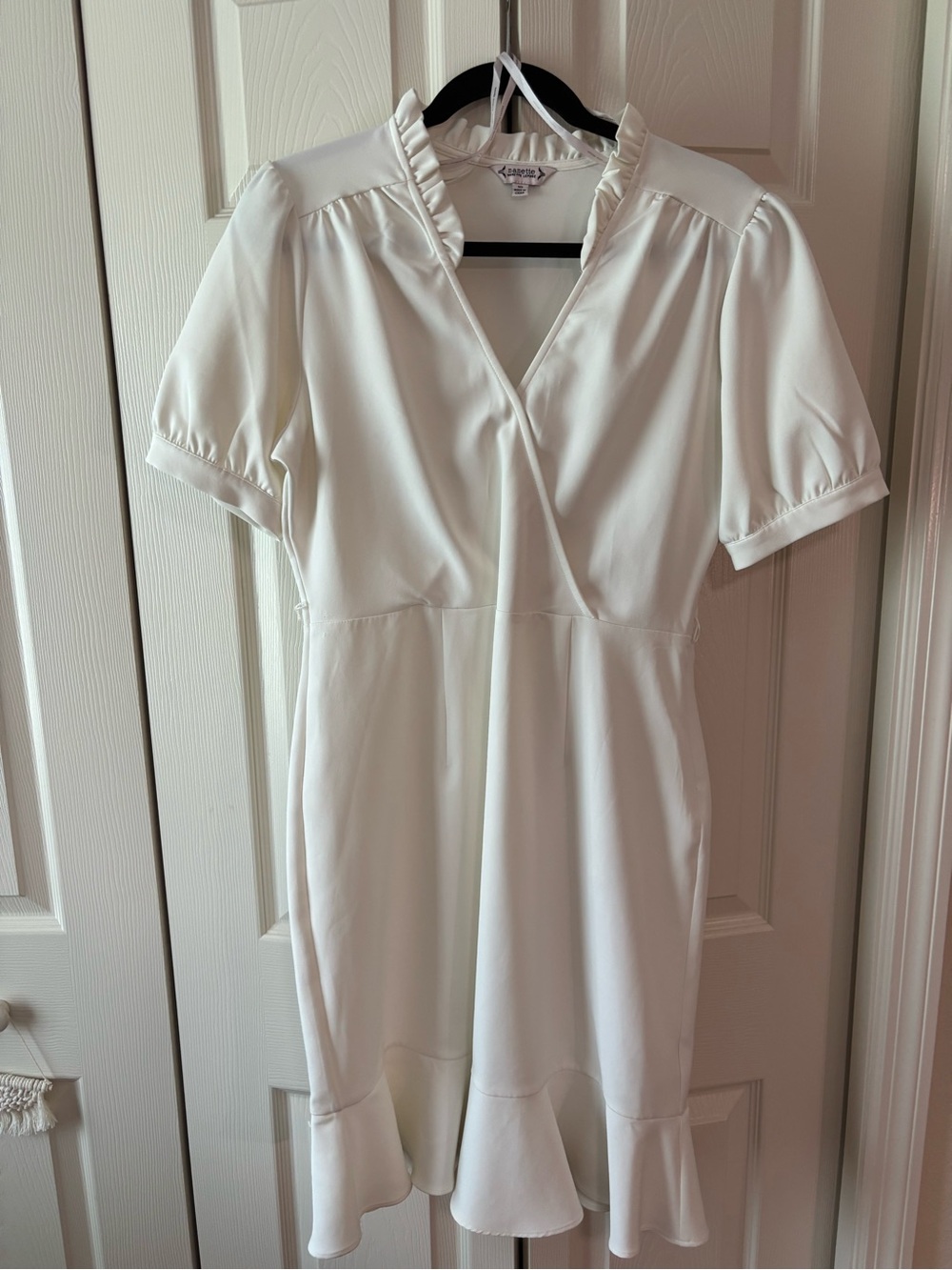 Love Tree White V-Neck Ruffle-Hem Midi Dress